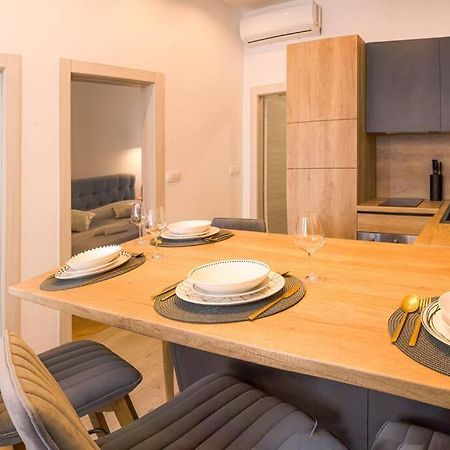 Luksuzni Apartman Ribica U Samom Centru Grada Split Eksteriør bilde