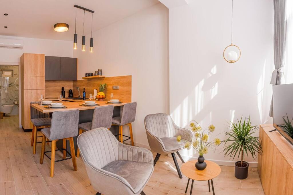 Luksuzni Apartman Ribica U Samom Centru Grada Split Eksteriør bilde